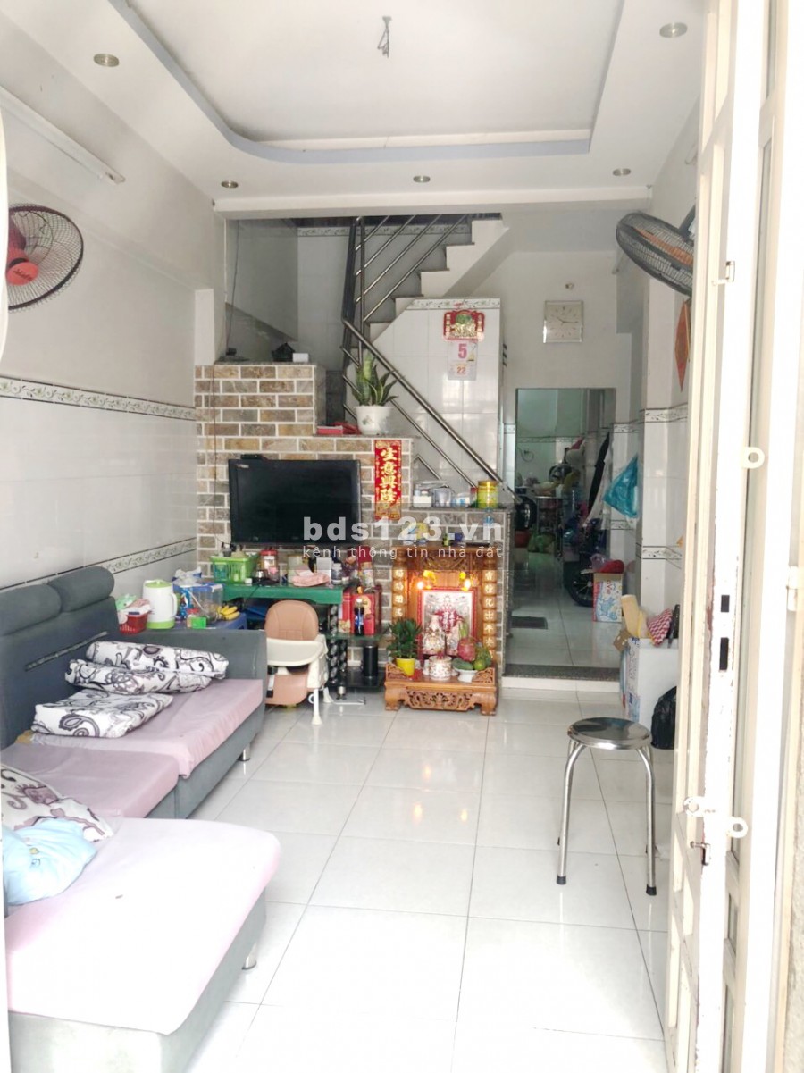 Bán nhà lầu hẻm oto đường Bùi Minh Trực Phường 5 Quận 8 + Diện tích: 2.8 x 14m ( nở hậu 3.1m)