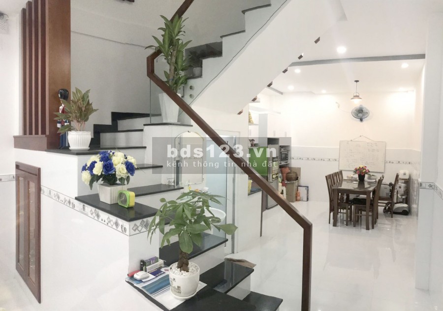 Bán nhà riêng đường 3/2, Quận 10, Ngang 5m, 5,2 tỷ