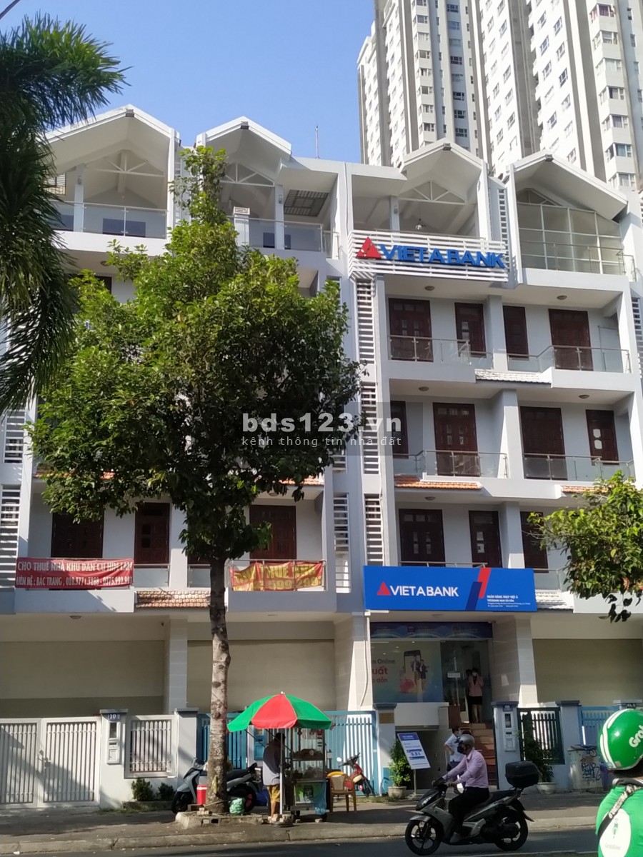 Một vị trí tốt để kinh doanh hoặc làm văn phòng và