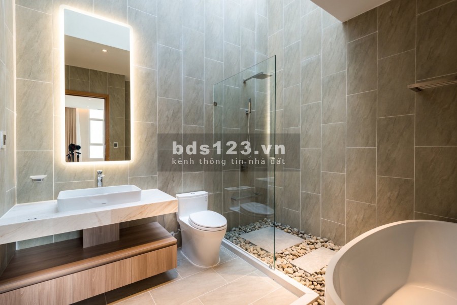 Sang nhượng căn Penthhouse thông tầng 350m2, chung cư Vista Verde Quận 2