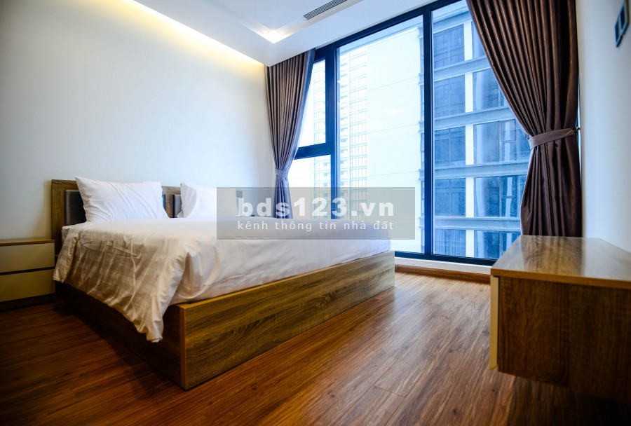 Cho thuê Golden Park – Dương Đình Nghệ mới bàn dao, 2N, FULl, view thoáng, giá chỉ 12tr/th