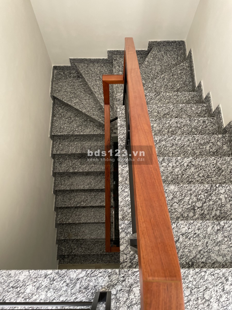 Phòng Căn Hộ Dịch Vụ 25m2 giá rẻ 2 triệu 900 ngàn