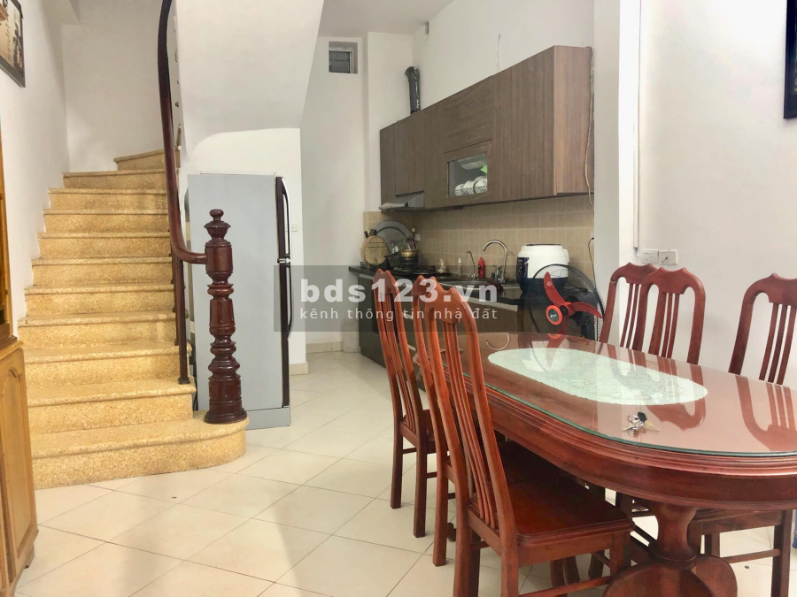 NHÀ ĐẸP Ở LUÔN-30M, TRUNG TÂM HAI BÀ-KINH DOANH NHỎ-NHỈNH 2 TỶ
