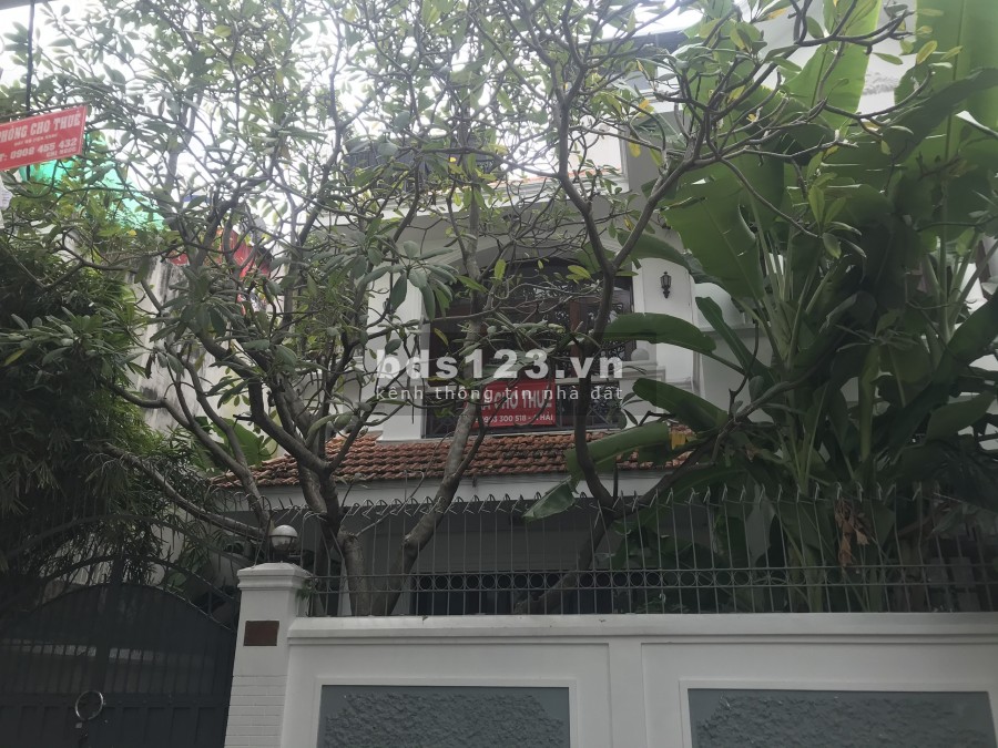 Cho Thuê Biệt Thự Nguyễn Văn Thương (D1), P25, Q.Bình Thạnh, DT: 9X18m, 2 lầu.