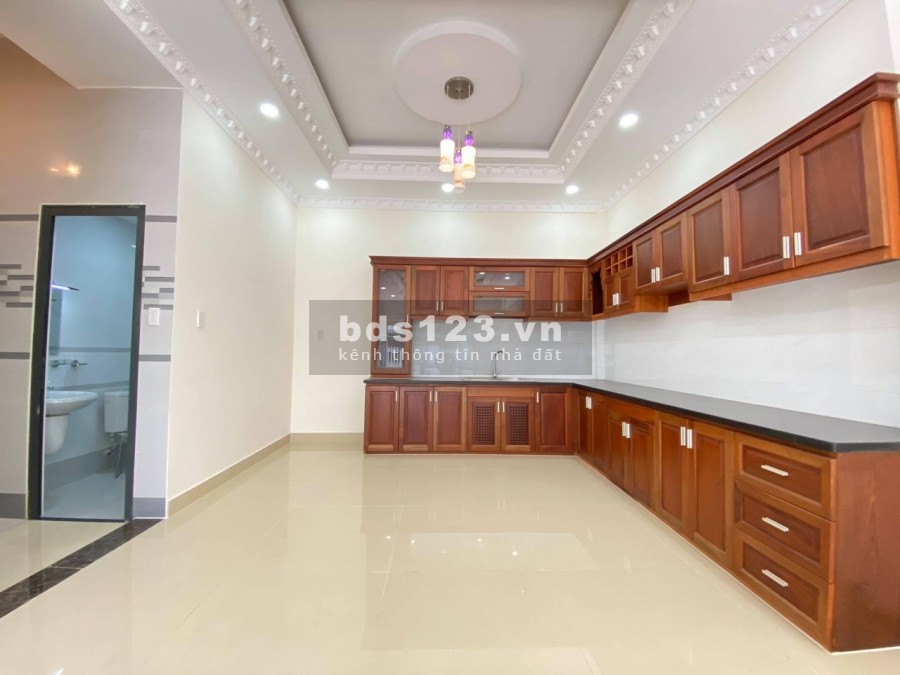 Đi Đâu CŨNG TIỆN. NHÀ phố 4 TẦNG đẹp - Cách KĐT VẠN PHÚC 90m2 SHR