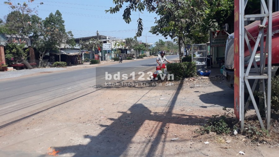 ĐẤT SÀO KHU DÂN CƯ ĐÔNG, CÁCH TP BIÊN HOÀ 20KM. 600TRIỆU/1178M2