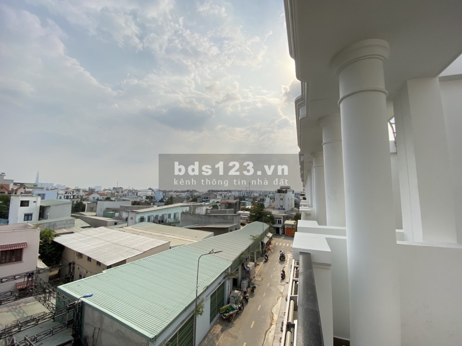 Đi Đâu CŨNG TIỆN. NHÀ phố 4 TẦNG đẹp - Cách KĐT VẠN PHÚC 90m2 SHR