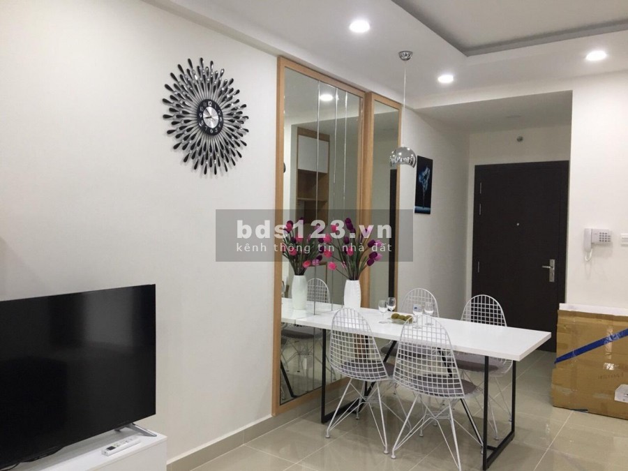Bán căn hộ 3 phòng ngủ cc The Sun Avenue tháp trung tâm với nội thất cao cấp 500 triệu