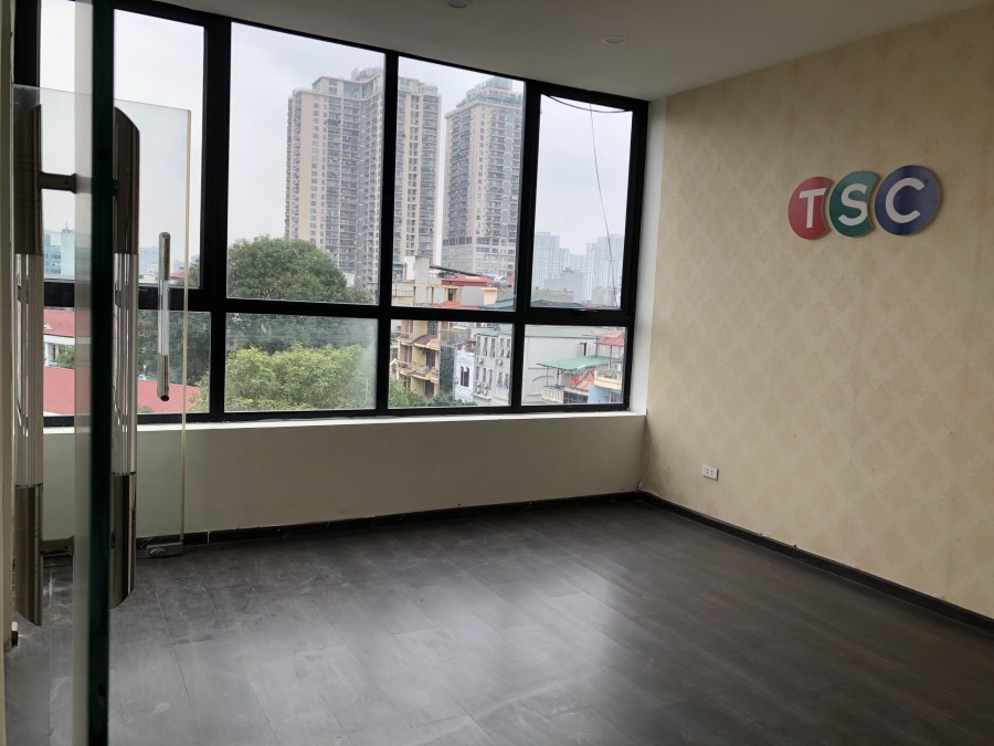 Cho thuê văn phòng tại tầng 6 tòa chung cư 70 Nguyên Hồng, Đống Đa Giá 10 UDS/M2/TH LH 0902145566
