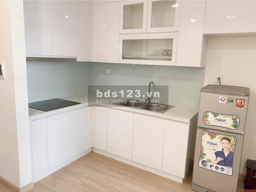 Vinhomes gardenia căn view hồ bơi 84m2 full nội thất đẹp giá 16tr/tháng.lh0974310600