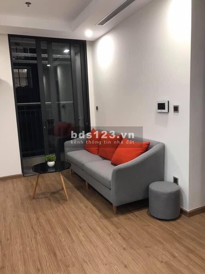 Cho thuê Chung cư Vinhomes Green Bay Đại Lộ Thăng Long 2 ngủ full 13 triệu. Lh 0377983070
