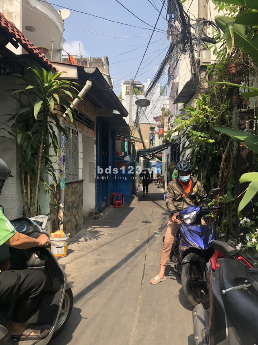 Nhà 3,7x21 hẻm xe ba gác chỉ 107TR/M2 Tô Hiến Thành Q10.