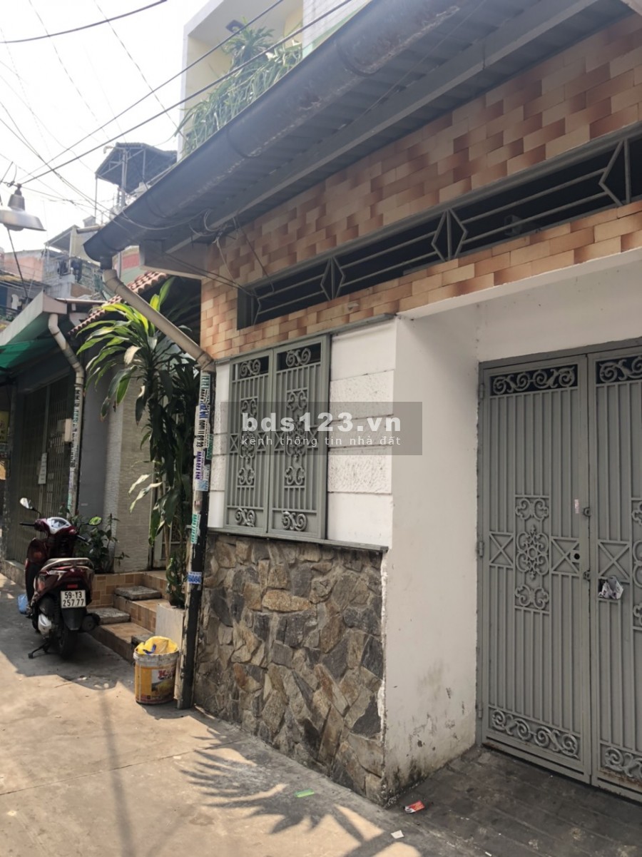 Nhà 3,7x21 hẻm xe ba gác chỉ 107TR/M2 Tô Hiến Thành Q10.