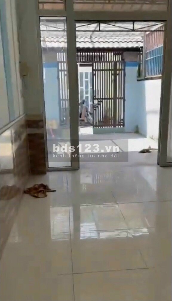 Nhà gác đúc hẻm 1/ đường Nguyễn Thị Đành, Tân Thới Nhì, 76m2, SHR giá 740 triệu