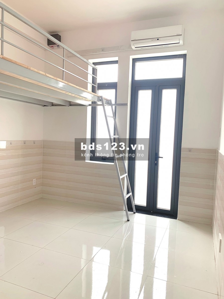 CĂN HỘ DỊCH VỤ MỚI 100%, CÓ THANG MÁY, MÁY GIẶT MÁY SẤY, BẢO VỆ 24/7