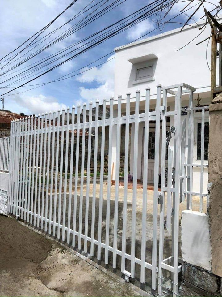 Bán căn nhà Nguyễn Du ngay trung tâm, rẻ nhất Đà Lạt (138m2 4ty19999)