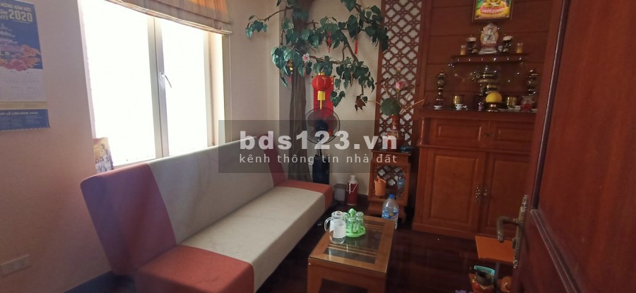 Toà nhà chung cư Hoàng Hoa Thám, thang máy, ô tô đỗ cổng, cho thuê 80tr/T. DT 92Mx8T, giá 12.5 tỷ