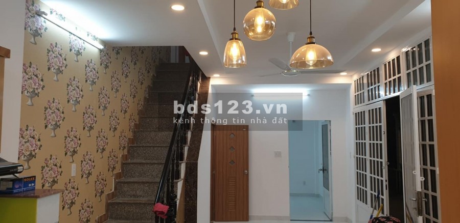 HXH- 48m2, 2 tầng, 3PN nhà mới 100% F12, Q. Tân Bình giá chỉ 6 tỷ 3.