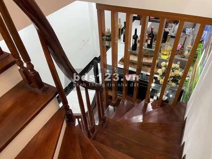 TUYỆT PHẨM GIỮA LÒNG THỦ ĐÔ HAI MẶT THOÁNG VĨNH VIỄN NHÀ CỰC ĐẸP 318 La Thành (45m2)