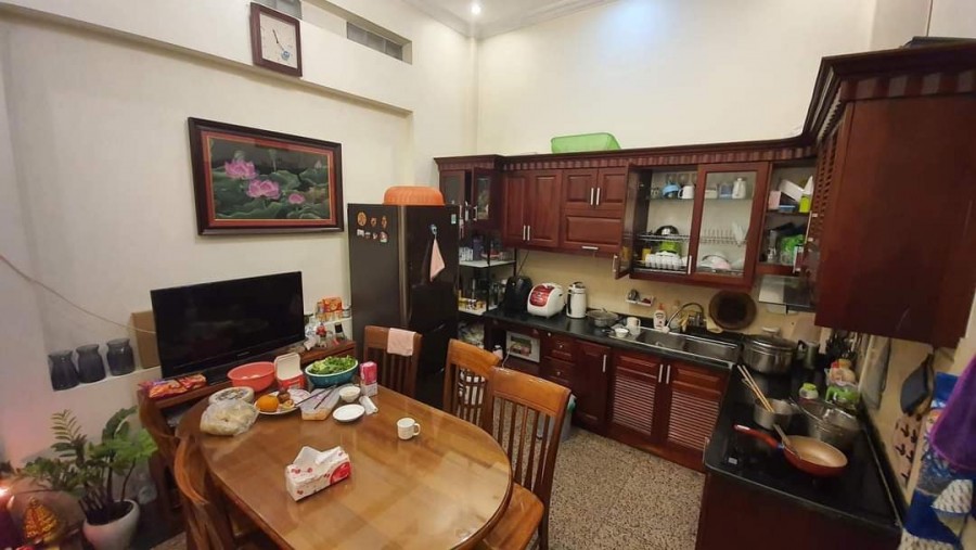 BÁN NHÀ KHU VIP NGÕ 238 HOÀNG QUỐC VIỆT 46M X 5 TẦNG MT 5M 9.6…