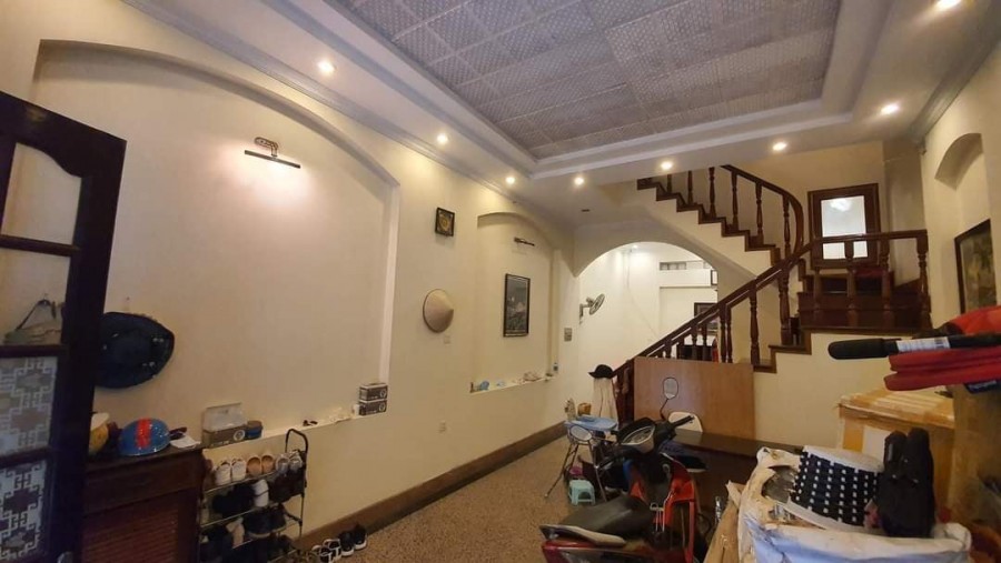 BÁN NHÀ KHU VIP NGÕ 238 HOÀNG QUỐC VIỆT 46M X 5 TẦNG MT 5M 9.6…