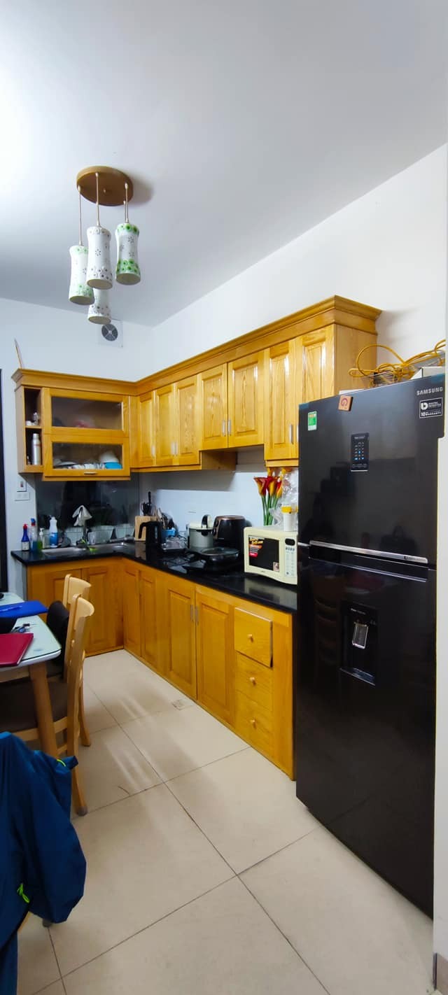 Nhỉnh 4 Tỷ, Mặt Phố Kinh Doanh, Oto Tránh, An Sinh Đỉnh, Nhà Đẹp, 6 Ngủ, Yên Bình 40m2, 5 Tầng.