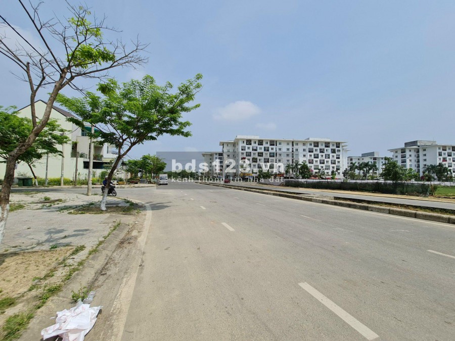 HÀNG CỰC PHẨM! ĐẤT MẶT TIỀN ĐƯỜNG LỚN 36M KQH XUÂN PHÚ GIAO HOÀNG LANH GIÁ ĐẦU TƯ KHAN HIẾM