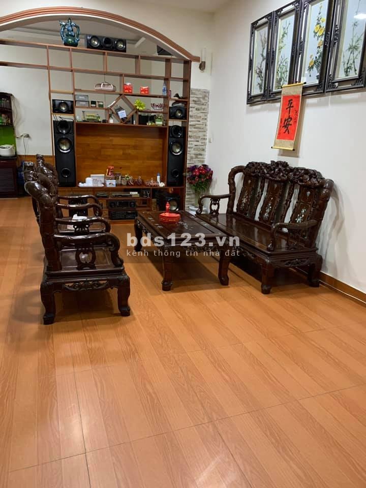 To và Dài nhà phố Vũ Tông Phan 70m2, 4 tầng, mặt tiền 5m, gần Ngã Tư Sở 5.35 tỷ