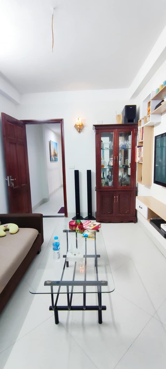 Nhỉnh 4 Tỷ, Mặt Phố Kinh Doanh, Oto Tránh, An Sinh Đỉnh, Nhà Đẹp, 6 Ngủ, Yên Bình 40m2, 5 Tầng.