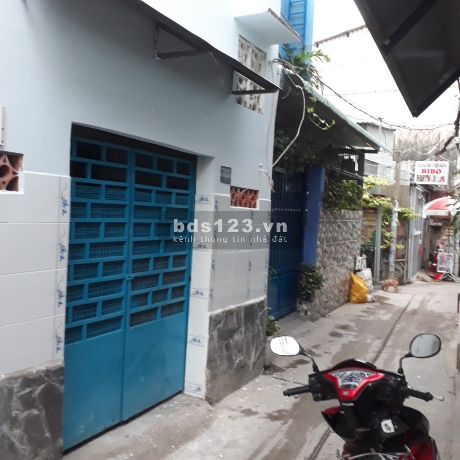 Kẹt tiền bán lỗ gấp nhà 4x10,5 1 trệt 1 lầu SH Hẻm 574 Kinh Dương Vương Q BTân