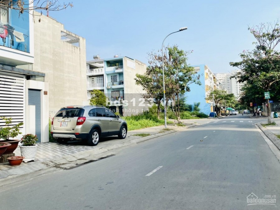 Bán gấp cặp liền kề 90m2 đất thổ cư ngay BV Chợ Rẫy2, SHR, Xây Dựng Tự Do