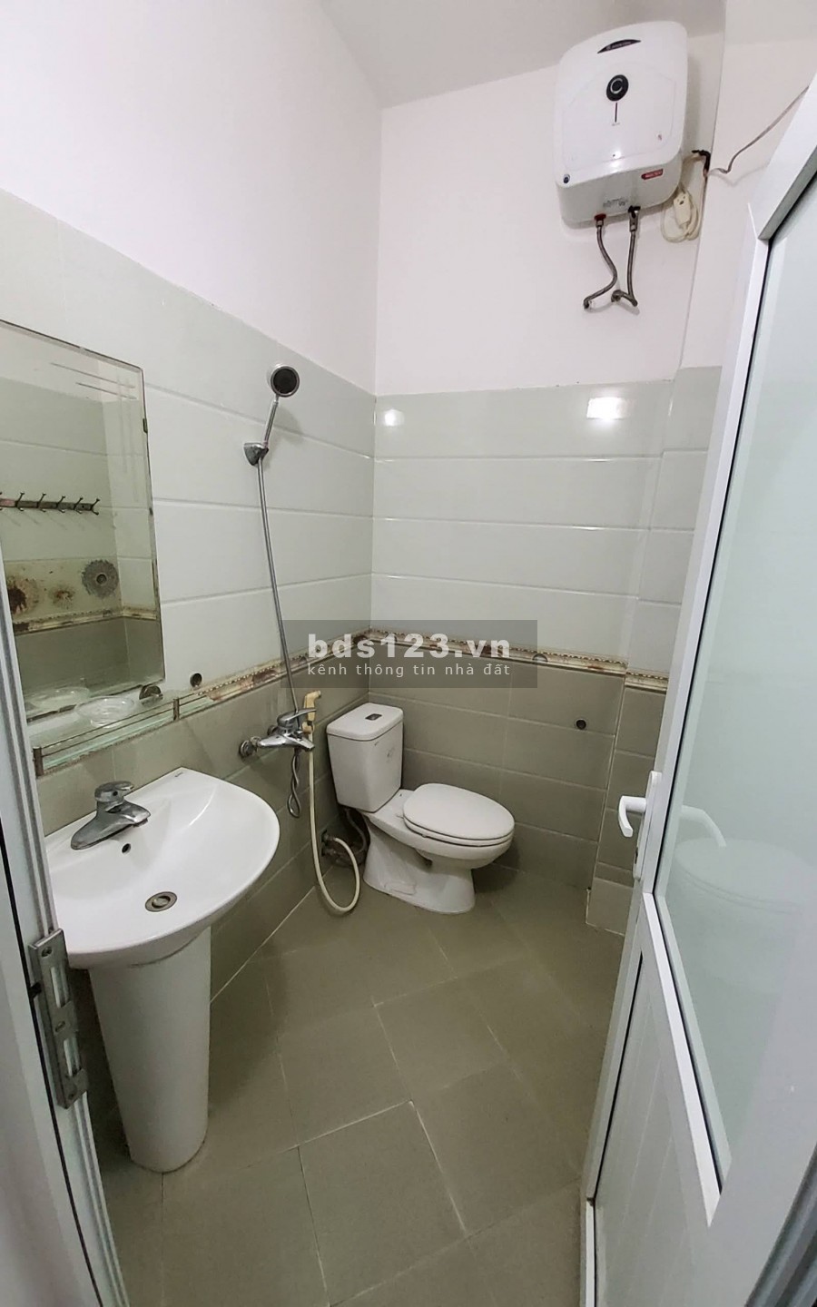 Bán nhà ngõ 354 đường Trường chinh - đống đa- HN -( Đối diện bv Hàng không ) - Hoặc ngõ 22 Tôn thất Tùng - Đối diện bv Đại học Y