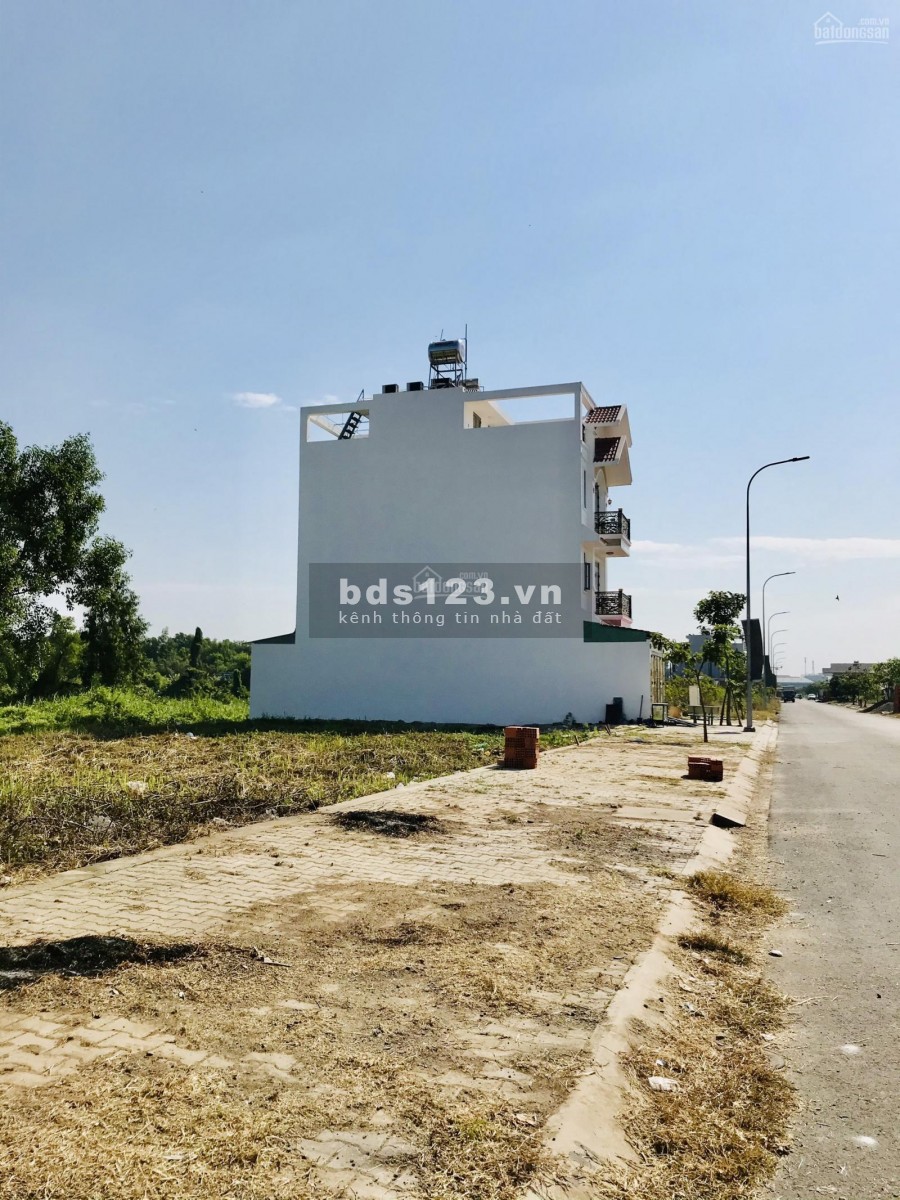 Bán gấp cặp liền kề 90m2 đất thổ cư ngay BV Chợ Rẫy2, SHR, Xây Dựng Tự Do