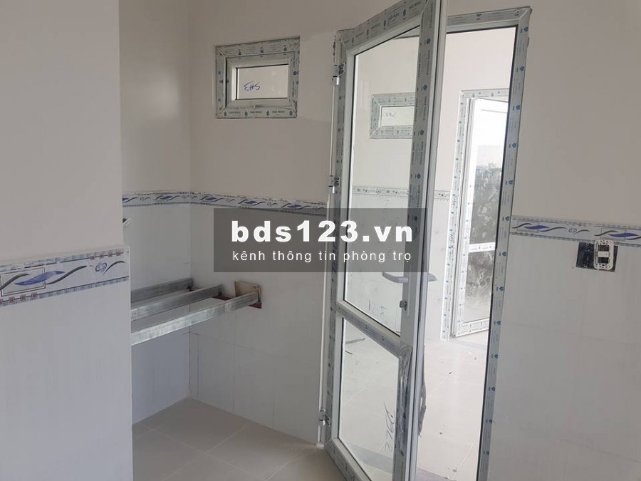 Phòng cao cấp dành cho đối tượng dân trí cao,văn minh, lịch sự, nhà nhìn ra sông,bên cạnh công viên