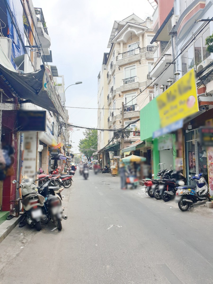 Nhà (2lầu/ST) mặt tiền kinh doanh đường Bà Hạt P6 Q10