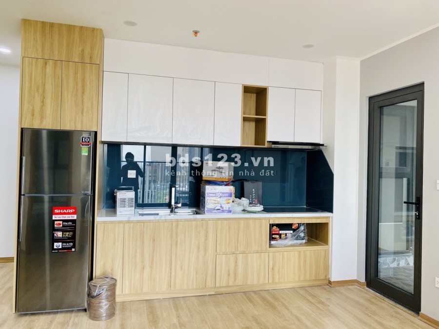 Tôi cần bán gấp 02 căn hộ 1606 và 2209 CT1, chung cư Ban Cơ Yếu. DT 124m2, bán 3,2 tỷ, bao phí. LH 0981623047
