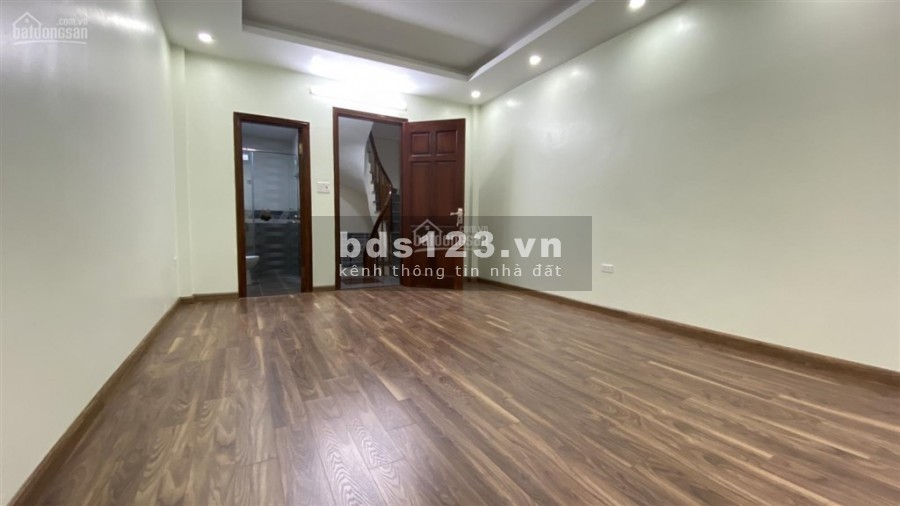 Bán nhà tại phố trần cung 40m2*4 tầng 2 mặt thoáng, ngõ trước nhà rộng 3m, giá 3,5 tỷ
