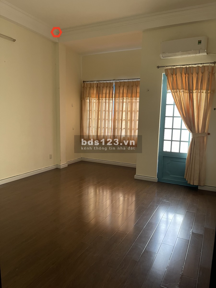 HXH Nguyễn Hữu Cảnh 4x15m, trệt 3lầu, 5pn, Full ML.