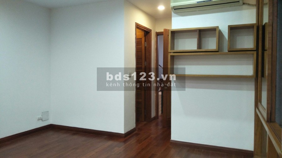 GIÁ RẺ! Nhà ÔTÔ vào nhà 4 tầng 110m2 Bình Thạnh LH: 0879.193.102