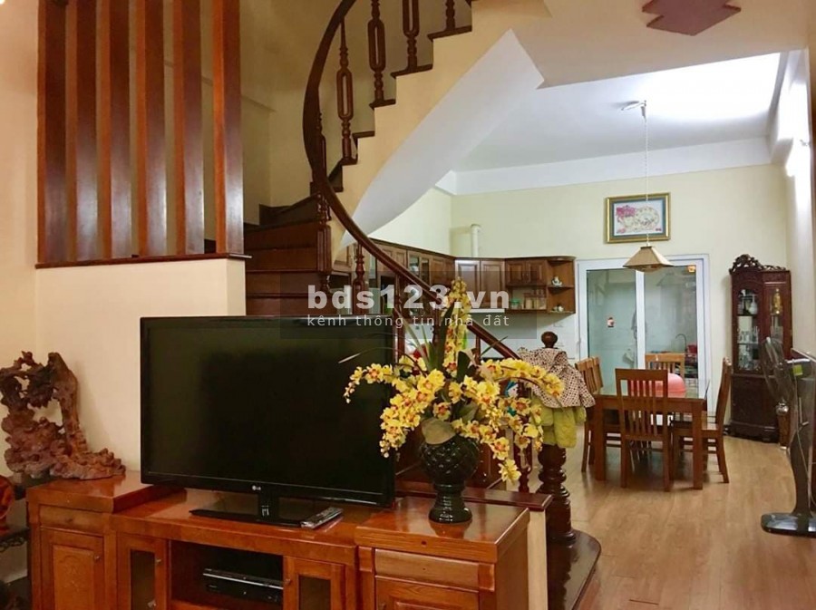 Chính Chủ Bán Nhà Lê Trọng Tấn, DT 75m*4t giá 9.5 tỷ.