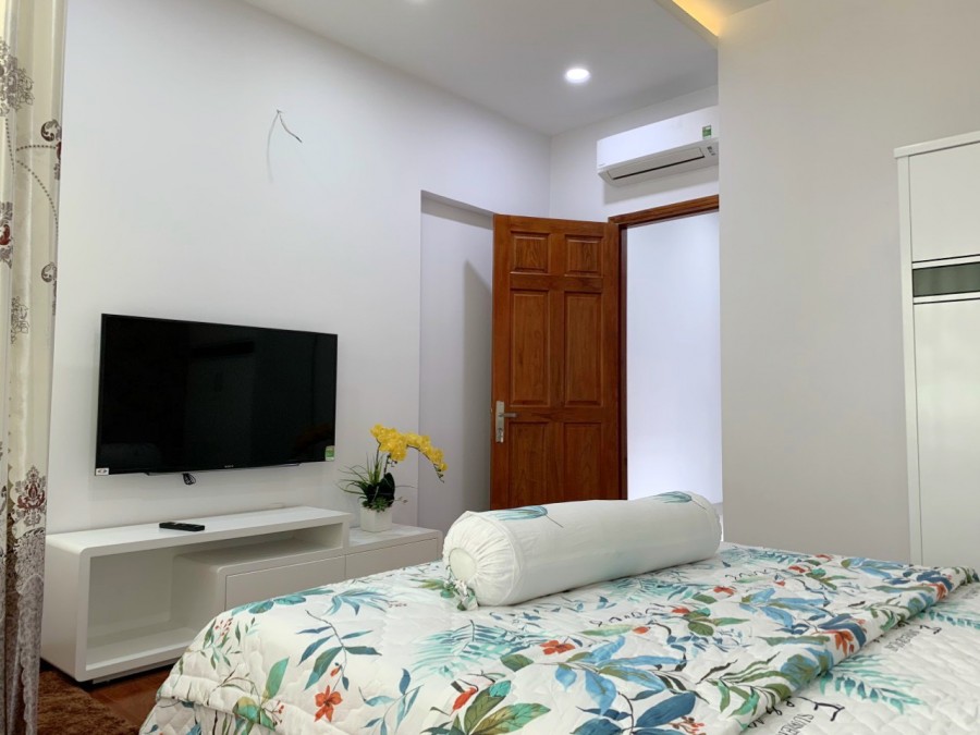 Nhà đẹp, mặt tiền rộng 20m Lê Đình Thám P. Tân Quý Q. Tân Phú