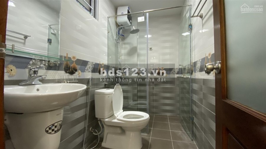 Bán nhà tại phố trần cung 40m2*4 tầng 2 mặt thoáng, ngõ trước nhà rộng 3m, giá 3,5 tỷ