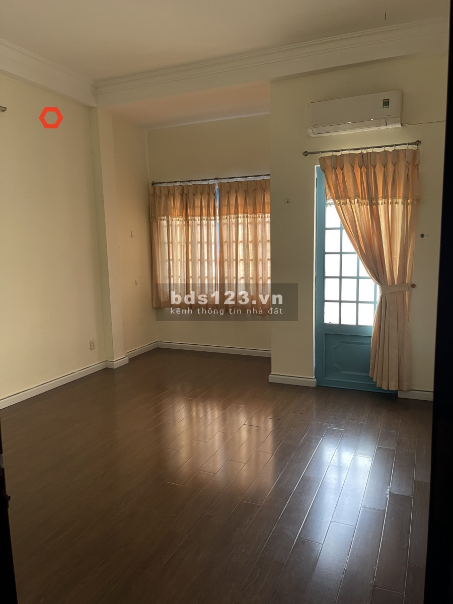 HXH Nguyễn Hữu Cảnh 4x15m, trệt 3lầu, 5pn, Full ML.