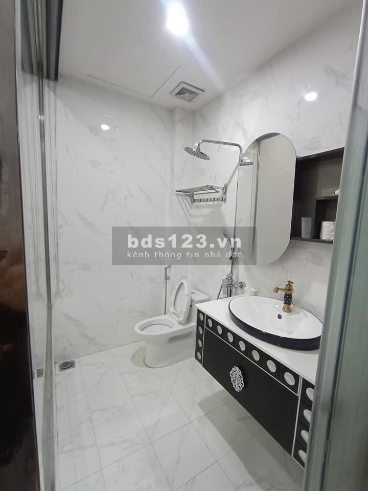 BÁN GẤP NHÀ PHỐ TAM TRINH OTO ĐỖ CỬA, 52M2. GIÁ CHÀO NHỈNH 3,4 TỶ