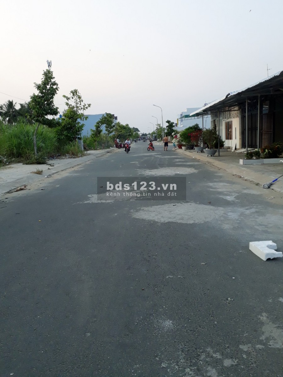 Cần bán gấp nền đất khu dân cư An Bình thành phố Rạch Giá Kiên Giang