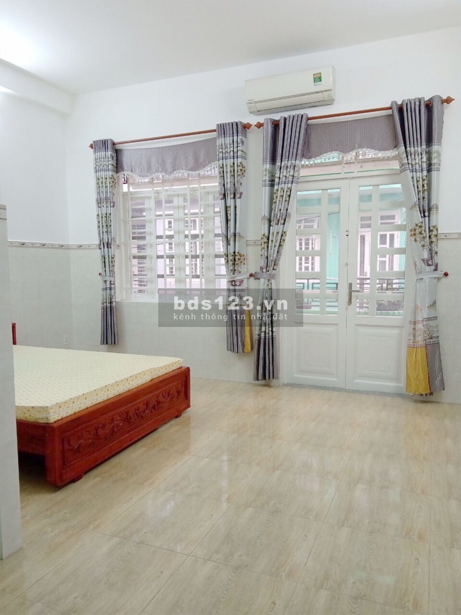 Bán nhà cực đẹp, Cách Mạng Tháng 8, Quận 10, 37m2, chỉ 4 tỷ