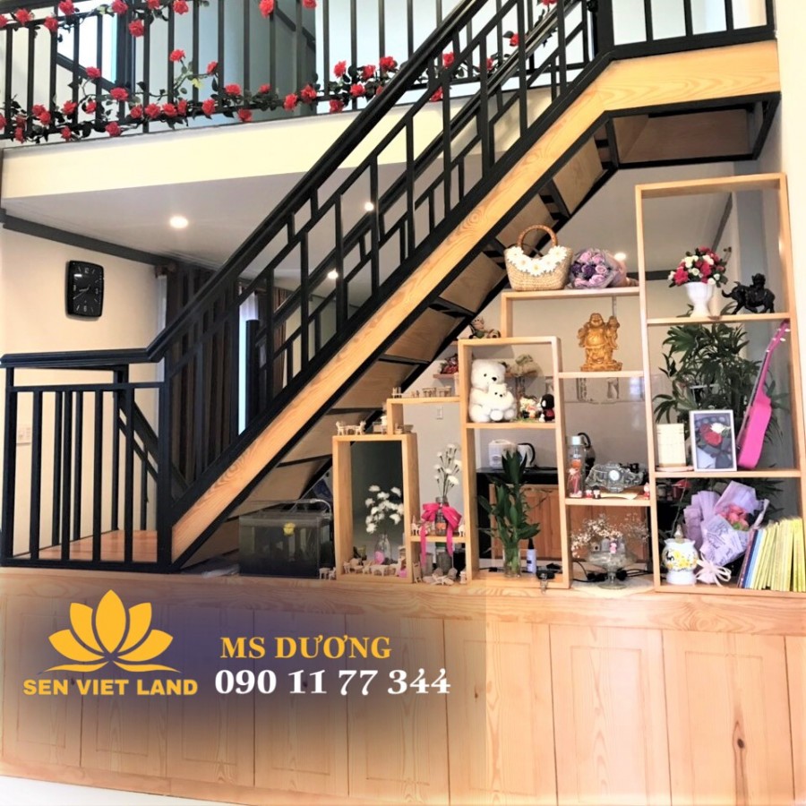 Nhà đẹp trung tâm giá rẻ 5x18m giá 1.9 Tỷ tặng nội thất