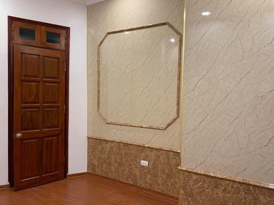 Bán Nhà Trường Chinh 55m 5 Tầng 2 Mặt Ngõ Nhà Đẹp Ở Luôn Giá 5.85 tỷ