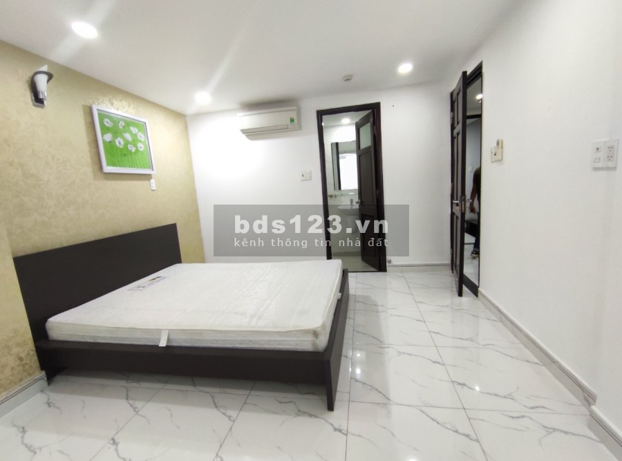 Căn hộ dich vụ 1PN, 2PN full nội thất cách sân bay 500m,