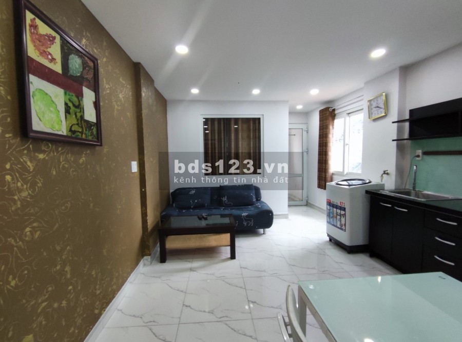 Căn hộ dich vụ 1PN, 2PN full nội thất cách sân bay 500m,